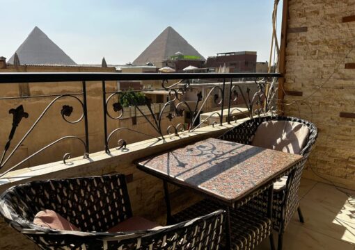 Superior Double Room with Pyramids View (Sky 2)